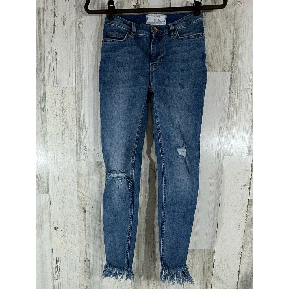 Free People Skinny Jeans 25 Blue Distressed Fringed Hem Mid Rise Boho Denim